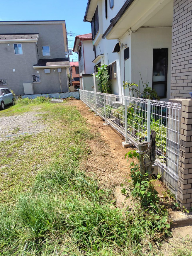 4月10日〜18日 市川市内 目隠しフェンス取り付け工事‼️